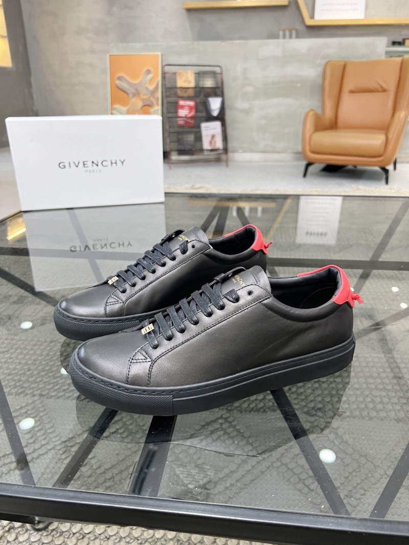 Givenchy Sneakers